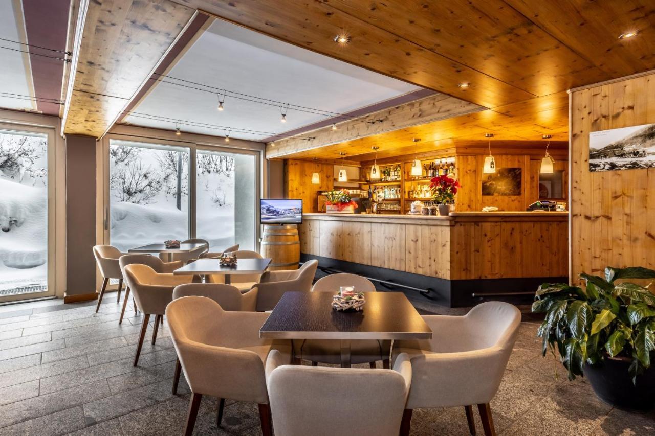 Hotel Piandineve Passo del Tonale Esterno foto
