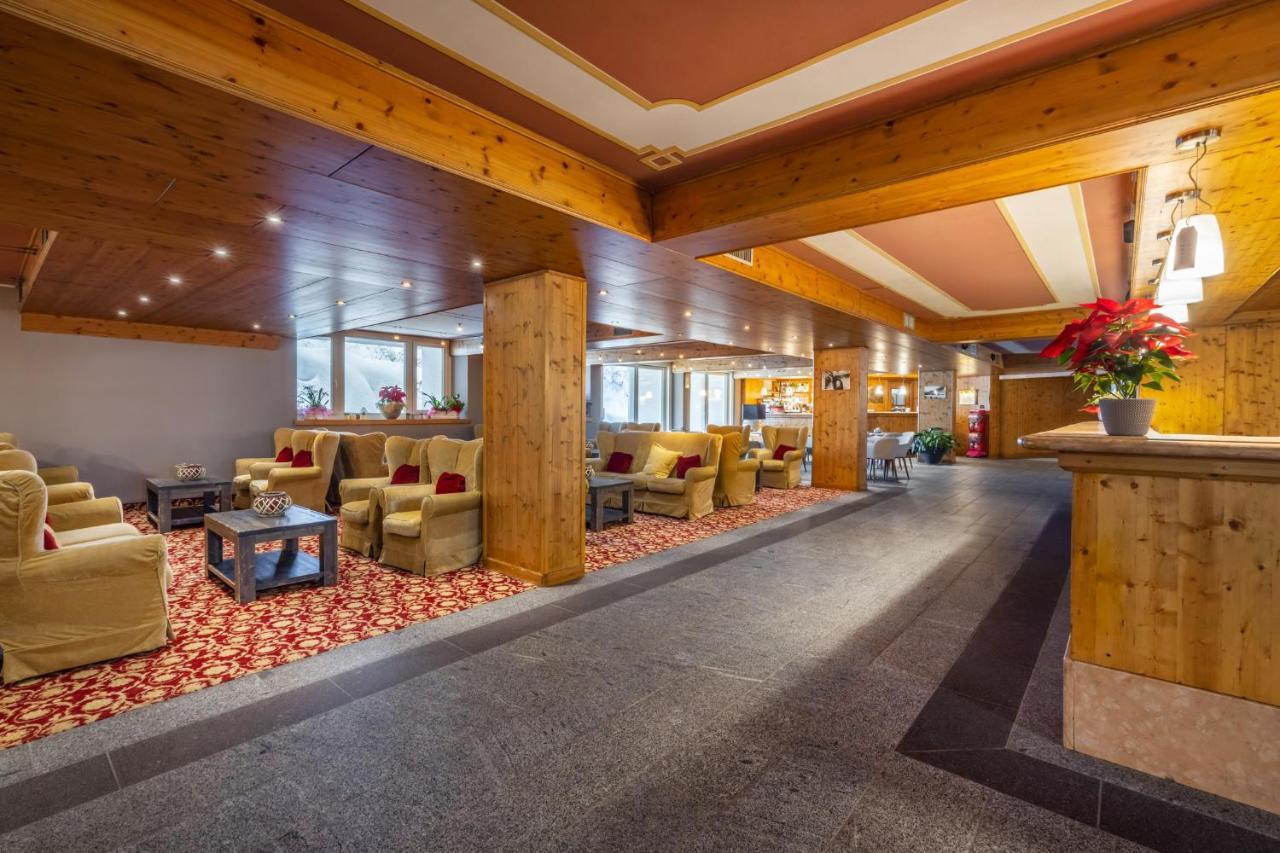 Hotel Piandineve Passo del Tonale Esterno foto