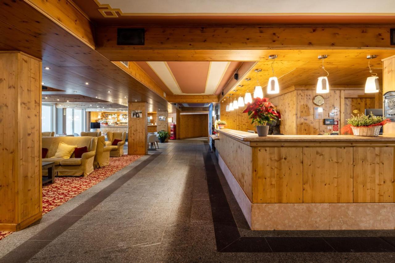 Hotel Piandineve Passo del Tonale Esterno foto