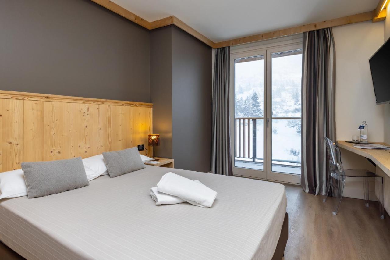 Hotel Piandineve Passo del Tonale Esterno foto